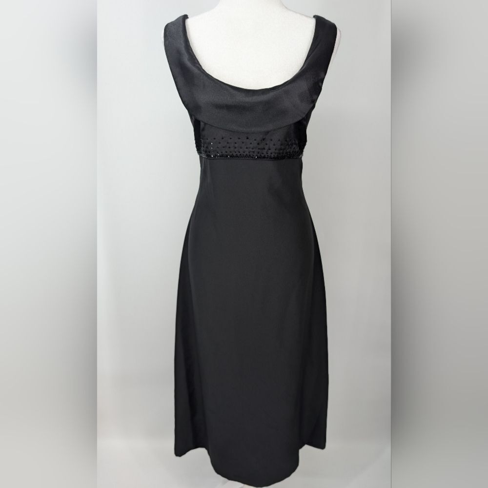 Vintage Cachet Black Beaded Scoop Neck Sleeveless Full Length Maxi Gown 10